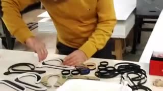 تابلو چلنیوم در جریان ساخت