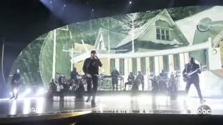 اجرای امینم در مراسم اسکار ۲۰۲۰ آهنگ "Lose yourself" خودتو پیدا کن