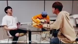 خودمو معرفی می کنم