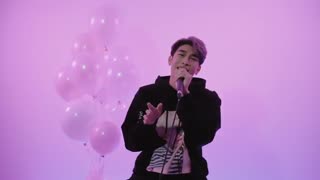 کاور موزیک  At my worse با صدای mew suppasit jongcheveevat