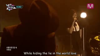 اجرای جی دراگون (بیگ بنگ) و جنی (بلک پینک) قبل از دبیو