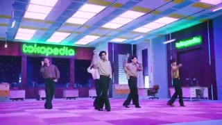 اجرای Dynamite  از BTS در Tokopedia