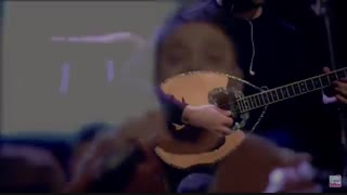 دانلود آهنگ جدید بابک جهانبخش به نام بی تو میمیرم (اجرای زنده)