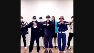 عاشق این چالش سیویچ لاوم ک بی تی اس رفته^^