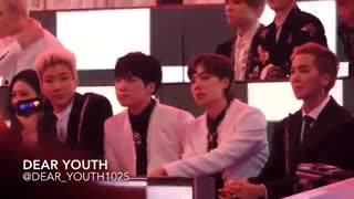 Winner reaction to mamamoo