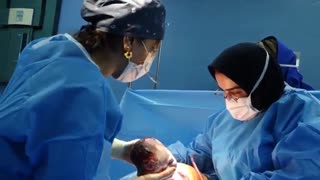 فیلم زایمان سزارین توسط دکتر ندا حاجیها