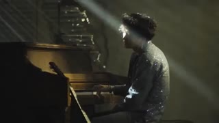 موزیک ویدیو fake love کیفیت (720p)