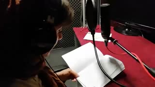 کتاب صوتی لمس بشر به روایت مرجانه حسین زاده