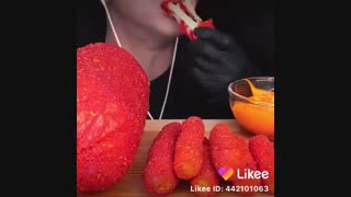 کاش من جای این یارو بودم.....