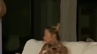 عشق ینی این سکته میدش اخر خخخخخخخخخخ