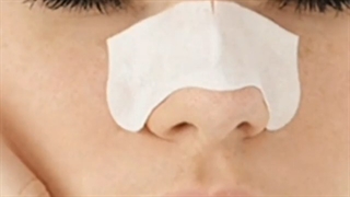 با چسب، ورم بینی  خود را کاهش دهید