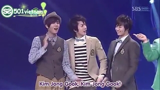 یه مرده ادای گوم_جاندی رو در میاره کیم هیونگ جون هم مثلا کو_ جون پیو حالا خودتون تصور کنین ببینین یعنی چی ته خنده