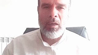 خاطرات عملیات رمضان با زیرنویس عربی _ راوی: محمد صابری