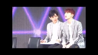 chanbaek - baekyeol پیشنهادی cute works