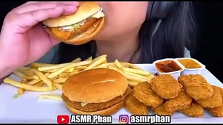 بابا یواششششششش... انقدر با روح و روانم بازی میشه با این اسمر فود:-\