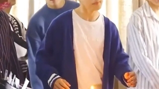 فقط قیافه  ی جونگ کوک