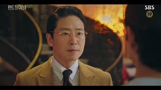 قسمت پنجم سریال پنت هاوس2+زیرنویس اضافه شد.