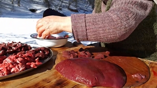 پخت معروف ترین غذاهای آذربایجان بر روی آتیش قسمت دوم(از دیدنش پشیمان نمیشین)