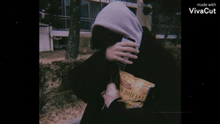 《آرمیا و اکسوالا و کلا فندما بیاین کپشن》