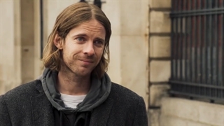 فیلم خانوادگی و درام((یک هدیه کریسمس از طرف باب؛a christmas gift from bob))دوبله فارسی.2020