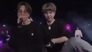 عاشق یونگی ام که صبح اول صبح اومد لایو