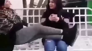 تقلید پسرا از دخترا