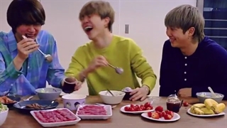 افتادن جیمینی از رو صندلی +خنده شیشه پاک کنی جین