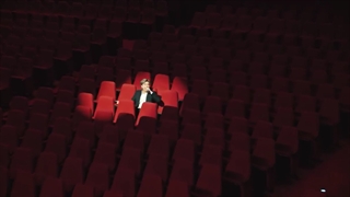 اجرای بی‌تی‌اس با ترک Dynamite در برنامه‌ی MusiCares با کیفیت عالی