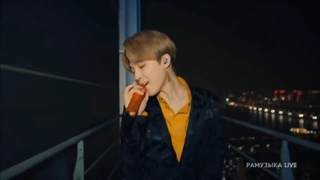 اجرای آهنگ Dynamite توسط بی تی اس در مراسم Grammy Music Awards 2021