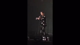 HARRY STYLES’ CATCHING SKILLS