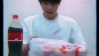 ایا میتونه یک فرد موقع غذا خوردنم کیوت باشه