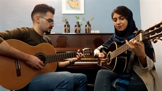 گیتارنوازی زیبای هنرجویان استاد امیر کریمی در آموزشگاه موسیقی ساربانگ اصفهان