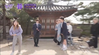 اجرای Mic Drop توسط یک آرمی در برنامه You Quiz برای بی‌تی‌اس