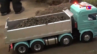 فیلم کامیون کمپرسی کنترلی اسکانیا لِسو