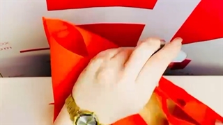 با اشان باکس هر ماه یک جعبه پر از اشانیون و کادو رایگان درب منزل دریافت کنید