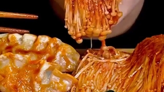 اسمرفود/کوتاه/خوردن قارچ انوکی