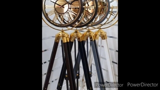 ساعت ایستاده کنار سالنی دکوری و تزئینی