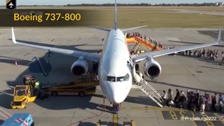 چرا مسافرها از سمت چپ وارد هواپیما می شن؟؟؟