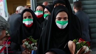 تابلوفرش  روشن دلان عصای سفید در کنار ورزشکاران پارالمپیک در فرودگاه امام خمینی