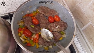 کباب تابه ای با پلوی مخلوط به سبک ریزپز