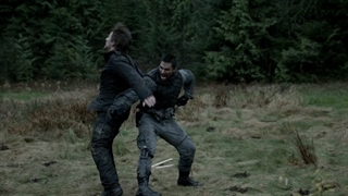 سریال Arrow - فصل 1 قسمت 14 با زیرنویس فارسی