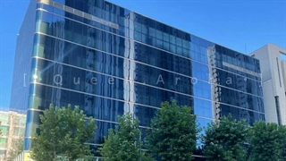 ساختمون جدید کمپانی فنتگیو♡↯هیق چنگده ناناسه یکی مانی رو جور کنه منم ببره با خدش♡