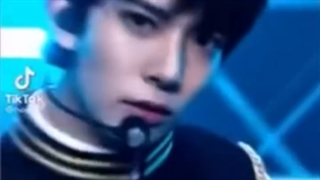 تولد داریم چه تولدی...تولد کراش بنده...تولد هیسونگگگ...مبارکش باشههههه