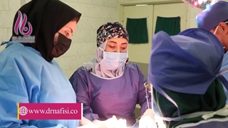 فیلم جراحی ابد‌مینو‌پلاستی در اتاق عمل برای رفع گودی کمر - 1