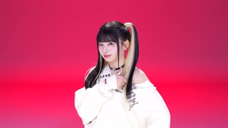 تبلیغ آهنگ MUSE از گروه ME:I در استودیو چووم