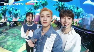 اجرای آهنگ Airplane از STRAY KIDS ♡♡